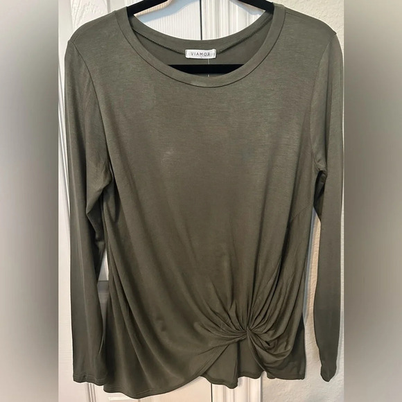 Viamore green long sleeve front twist shirt - size S - Picture 1 of 5